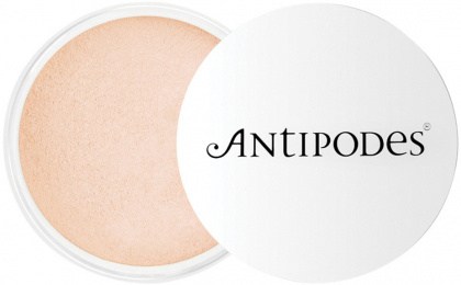 ANTIPODES Performance Plus Mineral Foundation with SPF 15 Ivory 11g