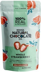NOOSA NATURAL CHOCOLATE CO. Milk Chocolate Whole Strawberries 100g